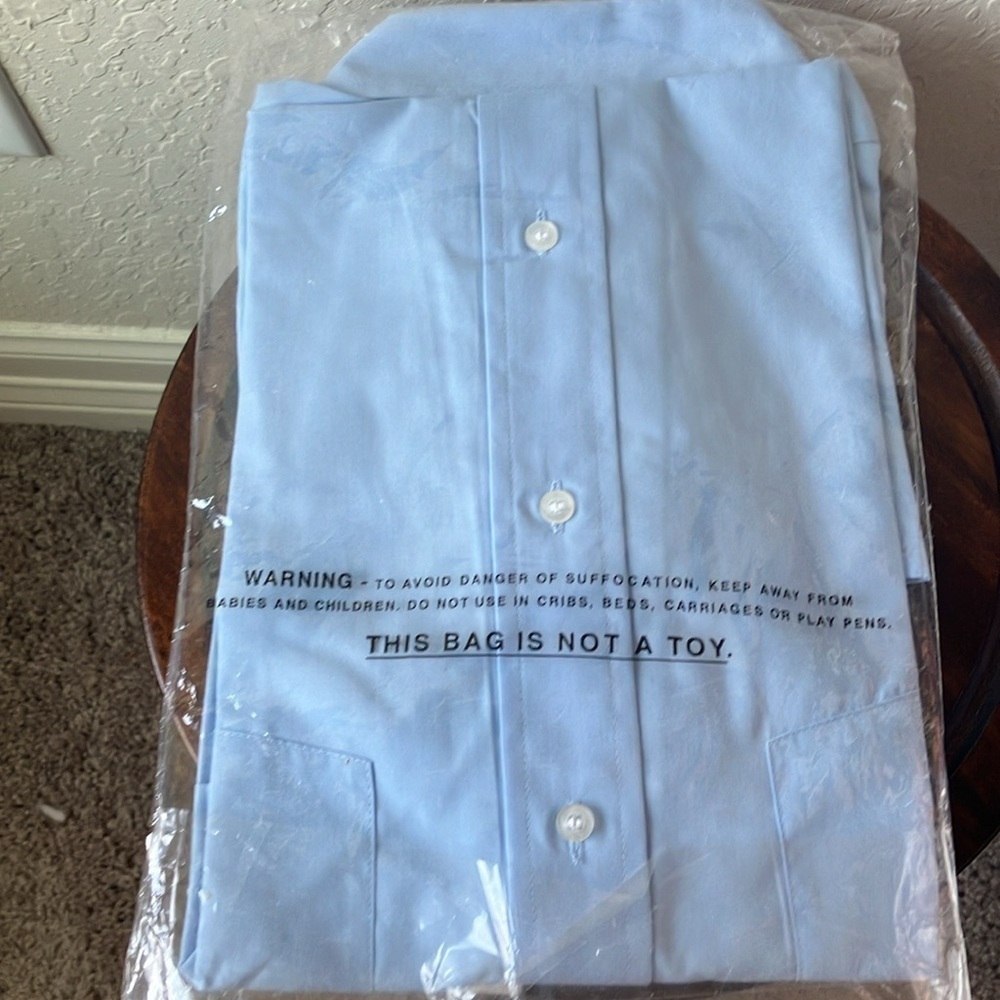 Edwards: Light Blue Long Sleeve Buttom down shirt- L (neck 16-16.5) - Picture 15 of 16